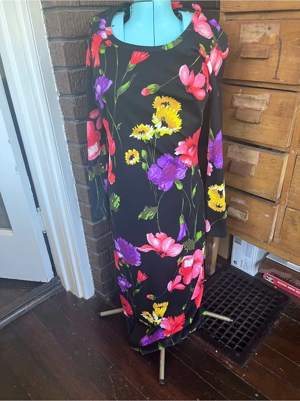 True vintage Black Long Sleeve maxi Dress vibrant Pink, Purple & Yellow Flowers